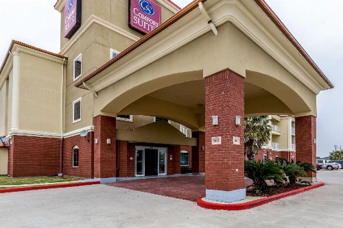 Comfort Suites Galveston image 2