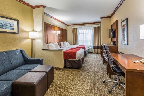 Comfort Suites Galveston image 20