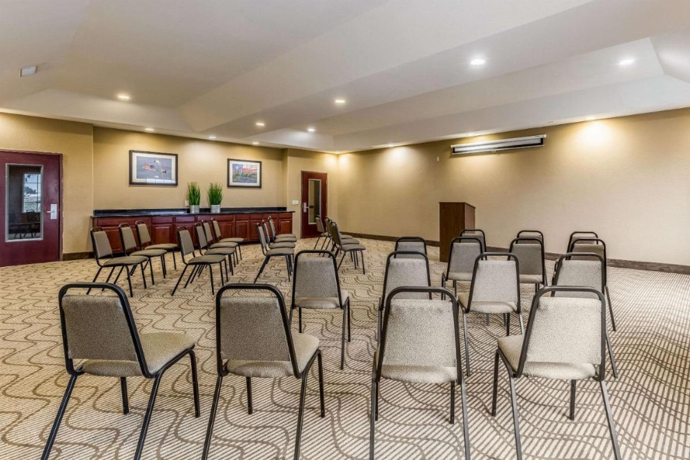 Comfort Suites Galveston Image 37
